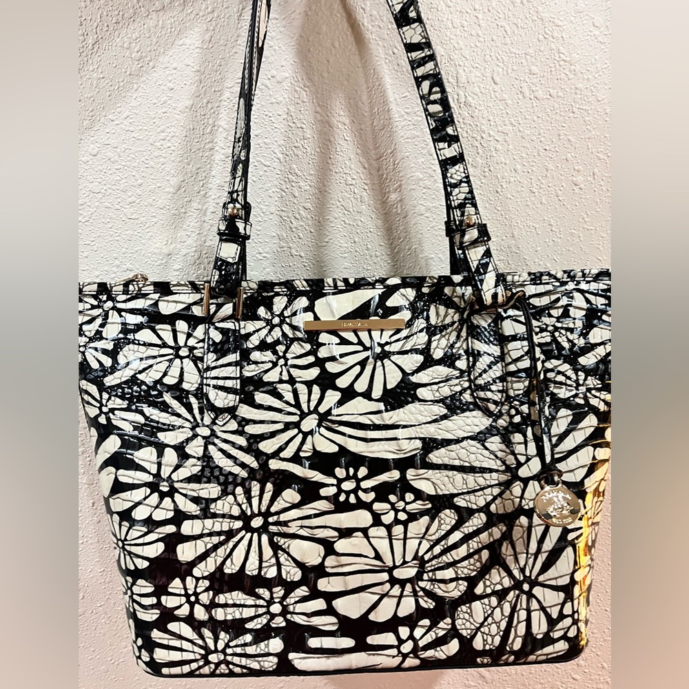 NWT Brahmin DAISY BATIK Medium Asher Melbourne